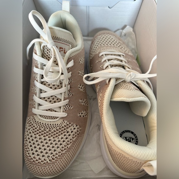 APL: Athletic Propulsion Labs TechLoom Pro Sneakers in Pristine/Rose Gold/White - Picture 7 of 8